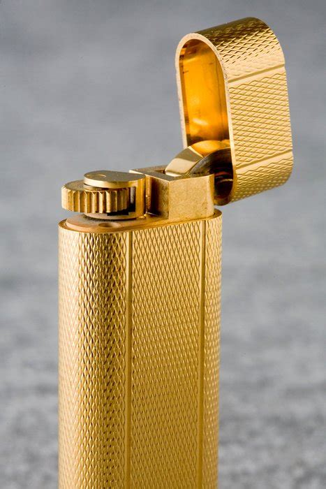 Briquet Cartier .